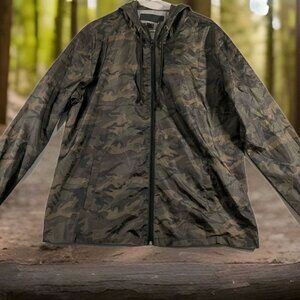 Triumph Over Tragedy Mens Hooded Jacket Size Large Camo Full Zip Windbreaker